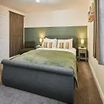 Host & - Salt Rock Retreat Skelton (North Yorkshire)